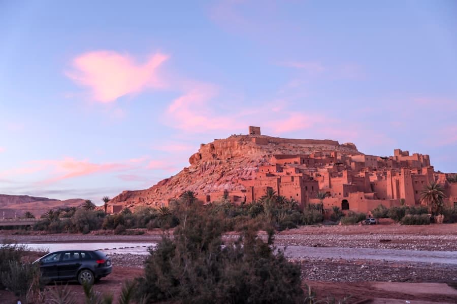 Cidadela de barro no Marrocos ao entardecer